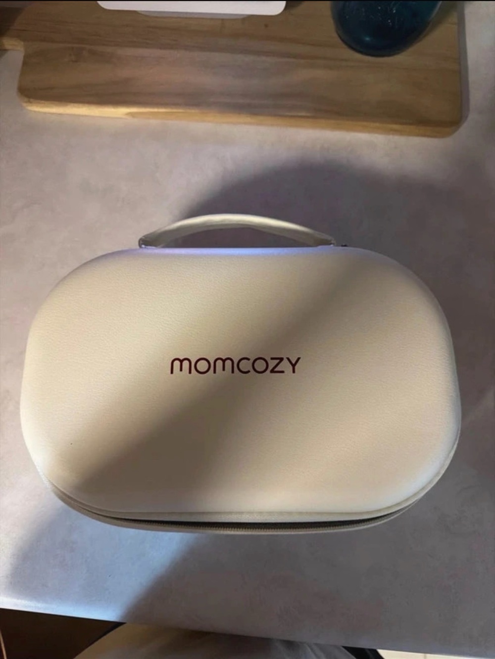 Momcozy M6 Wearable Breastpump